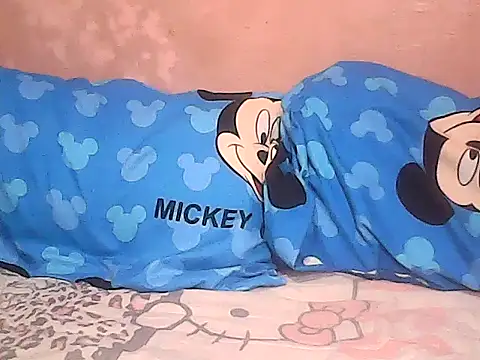 Snapshot of yummyasianxxx chatting on September 2025 10:31:02 PM yummyasianxxx online show from September 2025 10:31:02 PM