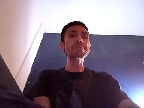 githot online show from April 2026 06:33:01 AM