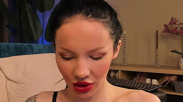 Snapshot of RussianBonita chatting on June 2026 02:00:02 PM RussianBonita online show from June 2026 02:00:02 PM