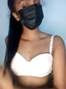 kissy doll online show from October 2025 06:52:02 PM