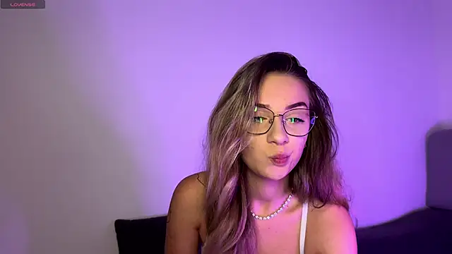 ScarlettSmithX online show from November 2025 08:08:01 PM