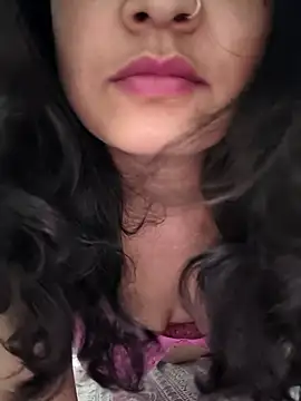 Snapshot of CUTE-PX chatting on April 2026 03:39:01 PM CUTE-PX online show from April 2026 03:39:01 PM