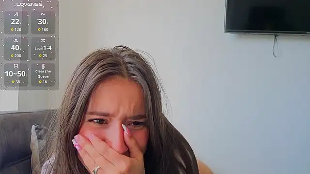 Adhara Kitten online show from April 2026 03:09:02 PM