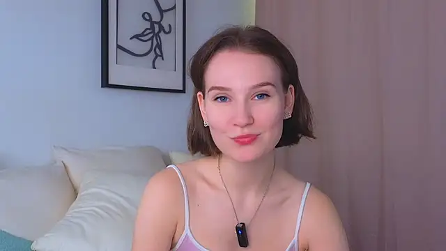 QueenieHathaway online show from October 2025 01:50:01 AM