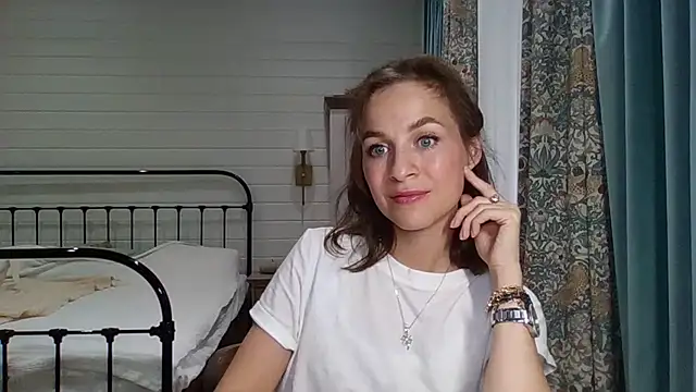 Snapshot of Niravyn_ chatting on September 2025 09:53:02 AM Niravyn online show from September 2025 09:53:02 AM