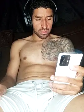 Alexsexygamer online show from April 2026 06:49:01 PM