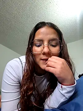 Snapshot of angeles_azul chatting on July 2026 02:12:01 PM angeles azul online show from July 2026 02:12:01 PM