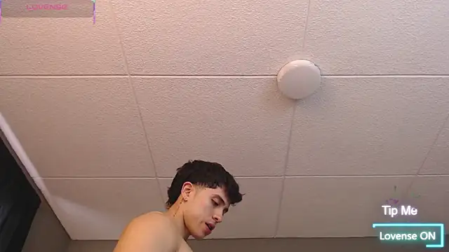 Snapshot of PaulEvens chatting on February 2026 12:50:02 PM PaulEvens online show from February 2026 12:50:02 PM