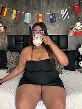 Snapshot of aranzzalatin chatting on June 2026 11:58:01 AM aranzzalatin online show from June 2026 11:58:01 AM
