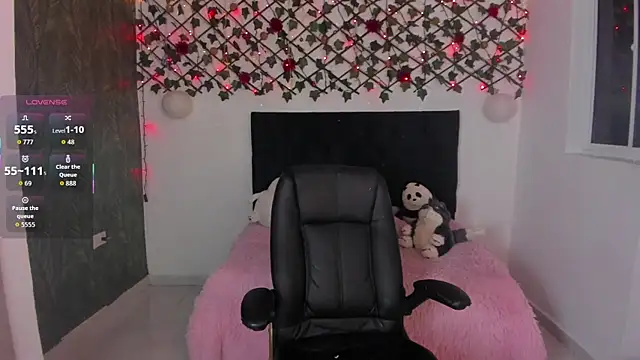 Snapshot of Leonor_jhonsom chatting on October 2025 03:14:02 AM Leonor jhonsom online show from October 2025 03:14:02 AM