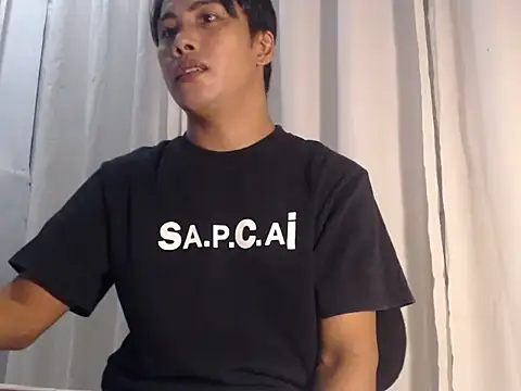 Snapshot of hell1212_25 chatting on February 2026 03:28:01 PM hell1212 25 online show from February 2026 03:28:01 PM