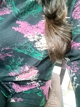 Kayna Rawat online show from December 2025 10:13:02 AM