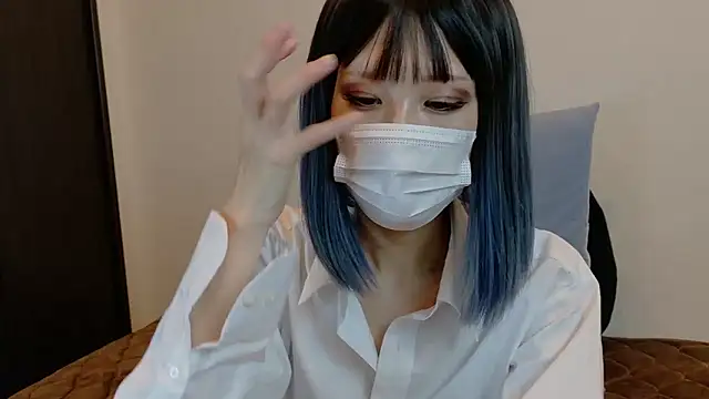 sarina at online show from December 2025 09:25:01 AM