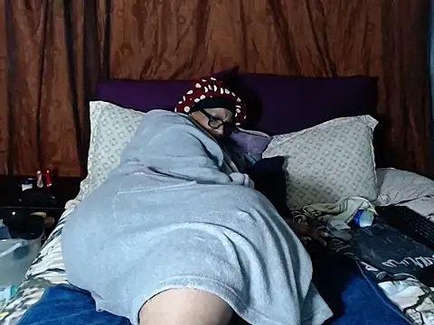 BOUNCINGASSX online show from September 2025 12:11:01 AM