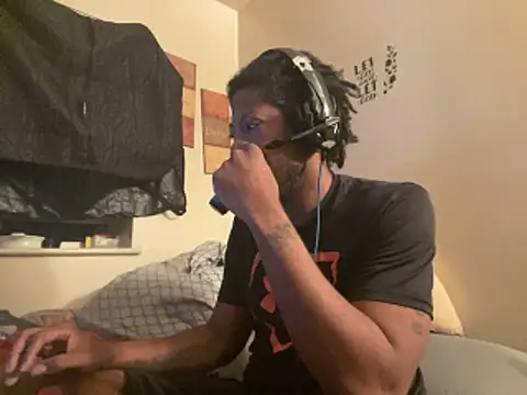 viceutk1 online show from February 2026 10:38:01 AM