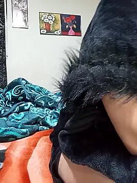 hot-twin online show from November 2025 08:41:02 PM