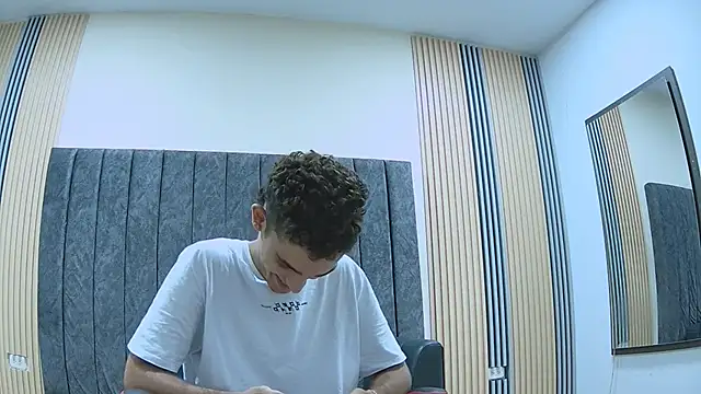 nathan shimmer online show from April 2026 08:28:02 PM