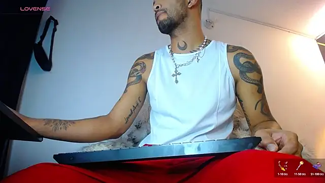 LickMyInk online show from November 2025 10:52:02 AM