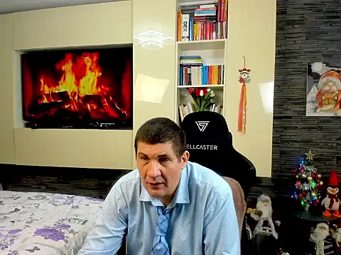 SpartacusDaddy48 online show from February 2026 05:41:01 PM