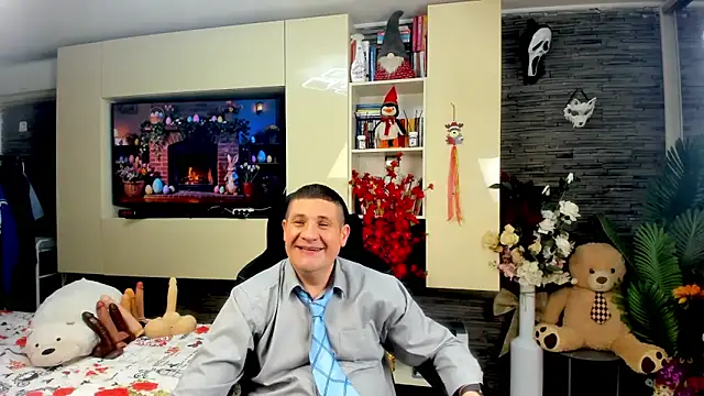 SpartacusDaddy48 online show from April 2026 04:48:01 PM