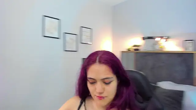 Snapshot of Azurra_amatto2 chatting on May 2026 08:25:01 PM Azurra amatto2 online show from May 2026 08:25:01 PM