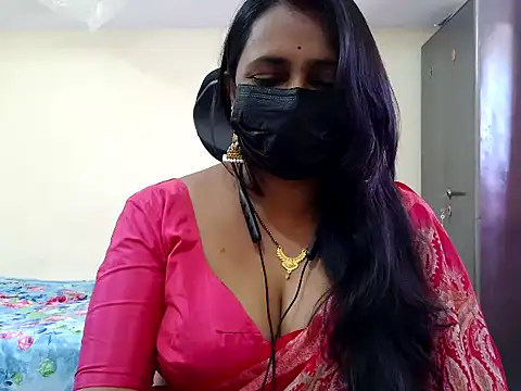 Snapshot of ammu1990 chatting on April 2026 08:06:01 AM ammu1990 online show from April 2026 08:06:01 AM