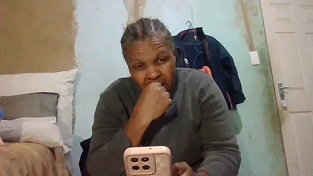 Snapshot of Nicky52 chatting on May 2026 03:50:02 PM Nicky52 online show from May 2026 03:50:02 PM