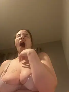 Snapshot of LollyLove_ chatting on January 2026 07:06:02 PM LollyLove online show from January 2026 07:06:02 PM