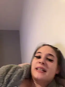 Snapshot of LollyLove_ chatting on March 2026 09:10:01 PM LollyLove online show from March 2026 09:10:01 PM