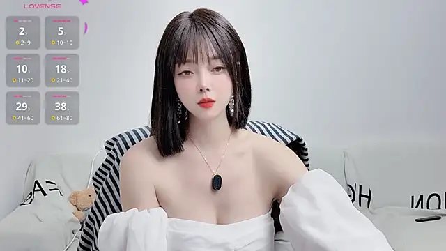 uikyy1 online show from November 2025 02:06:02 PM