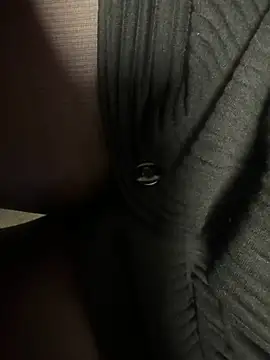 HiddenHoneyLDN online show from February 2026 01:18:01 PM