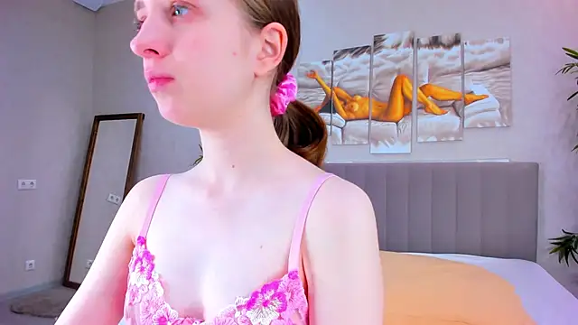Camilla Kelly online show from May 2026 10:50:03 PM