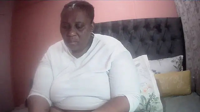 HUGEASSXXXXX online show from March 2026 02:19:01 AM