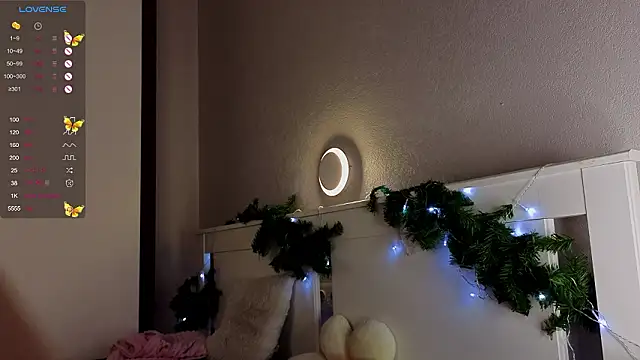 Snapshot of BlushinBloom chatting on February 2026 06:31:02 AM BlushinBloom online show from February 2026 06:31:02 AM