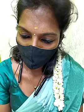Snapshot of Honey_rosetamil chatting on May 2026 11:54:01 PM Honey rosetamil online show from May 2026 11:54:01 PM