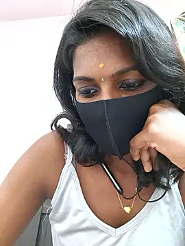Snapshot of Honey_rosetamil chatting on May 2026 10:00:01 AM Honey rosetamil online show from May 2026 10:00:01 AM