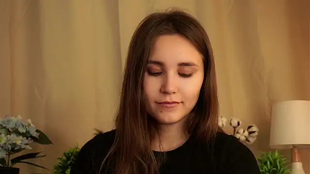 Snapshot of EthalFlowers chatting on October 2025 01:03:02 AM EthalFlowers online show from October 2025 01:03:02 AM