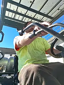 lildhot online show from October 2025 07:59:01 PM