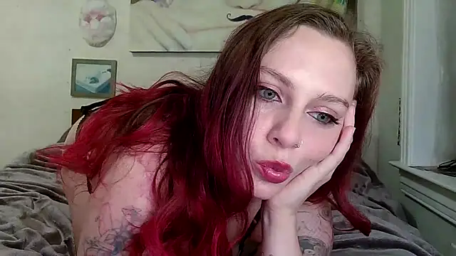 Snapshot of strawberrylemonadexoxo chatting on November 2025 10:59:02 PM strawberrylemonadexoxo online show from November 2025 10:59:02 PM