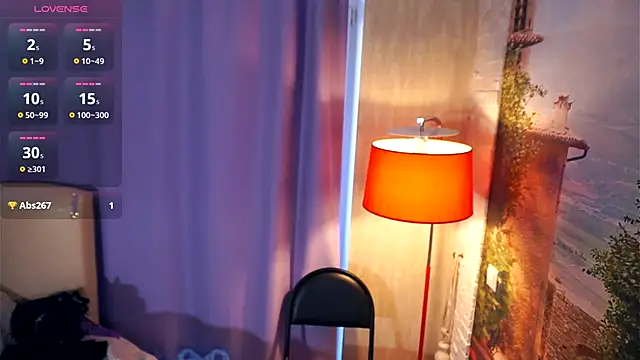 LynFlitton online show from September 2025 05:40:01 AM