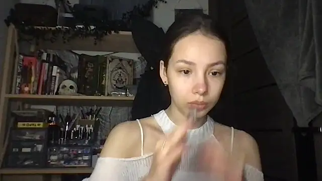 Yuna5343 online show from February 2026 08:40:02 PM