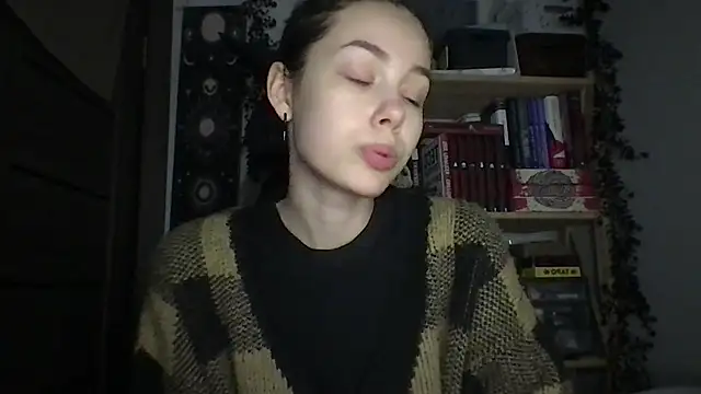 Yuna5343 online show from April 2026 09:34:02 PM