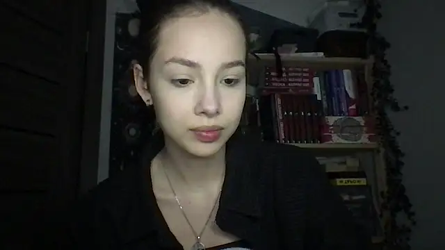 Yuna5343 online show from April 2026 07:06:02 PM