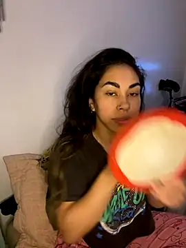 Snapshot of jessens144 chatting on October 2025 02:42:01 AM jessens144 online show from October 2025 02:42:01 AM