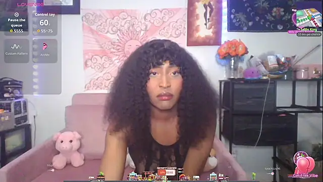 Snapshot of ziafoxy chatting on October 2025 02:54:01 AM ziafoxy online show from October 2025 02:54:01 AM