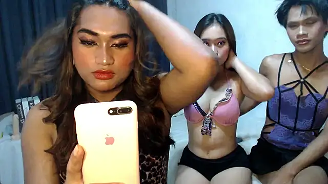 Snapshot of LastyLuna chatting on November 2025 05:07:02 AM LastyLuna online show from November 2025 05:07:02 AM