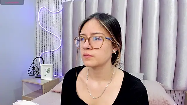 SamanthaPeachss online show from February 2026 11:47:02 AM