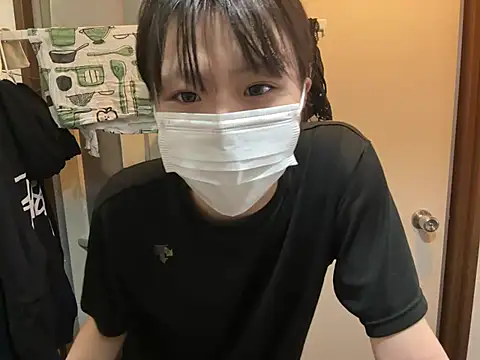 Snapshot of kabikabi_makaron chatting on April 2026 02:25:02 AM kabikabi makaron online show from April 2026 02:25:02 AM