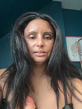 Angelaarayexx online show from June 2026 09:56:01 AM