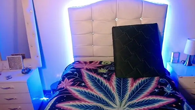 elapetitie online show from November 2025 08:00:02 AM